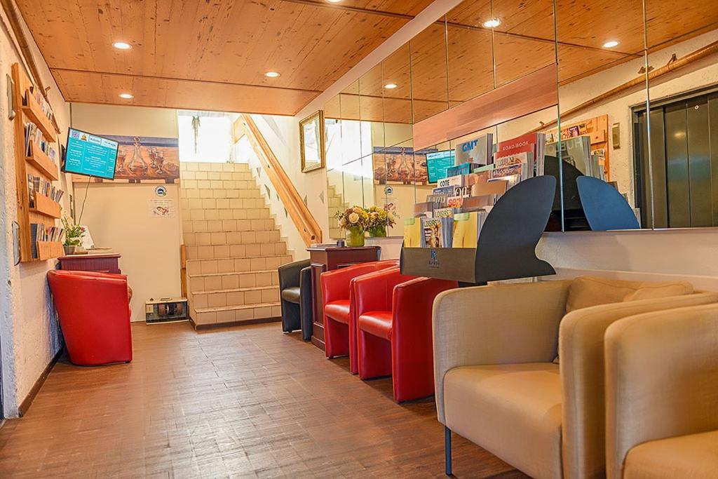 Hotel Des Alpes Bulle Center 外观 照片